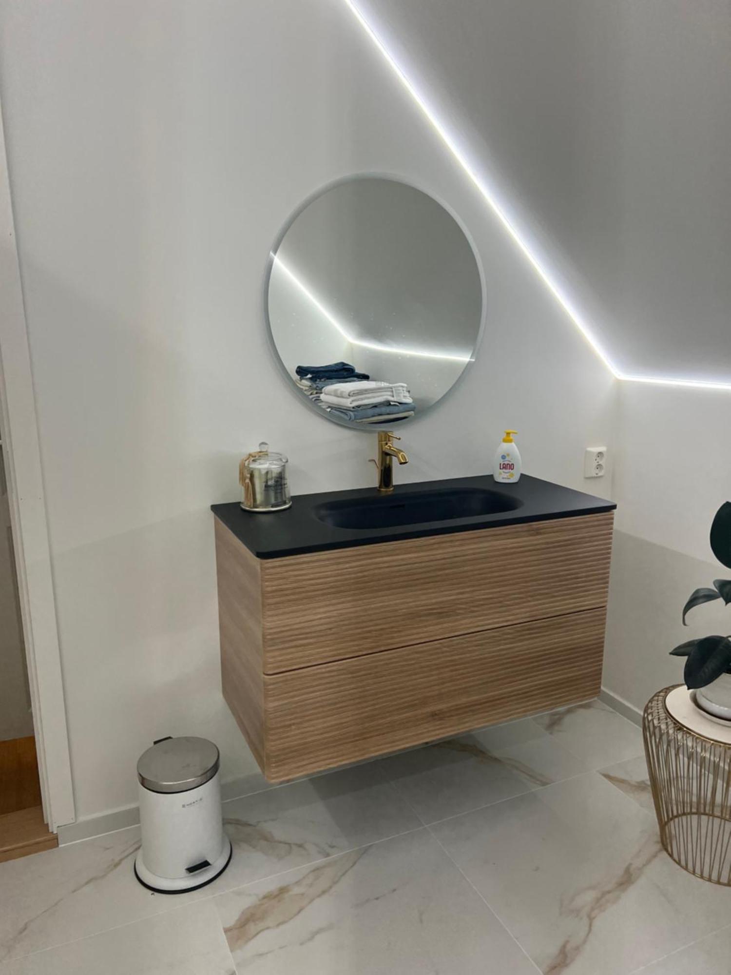 Leilighet I Sorlandshus I Son - Sjoutsikt - Naer Son Spa المظهر الخارجي الصورة